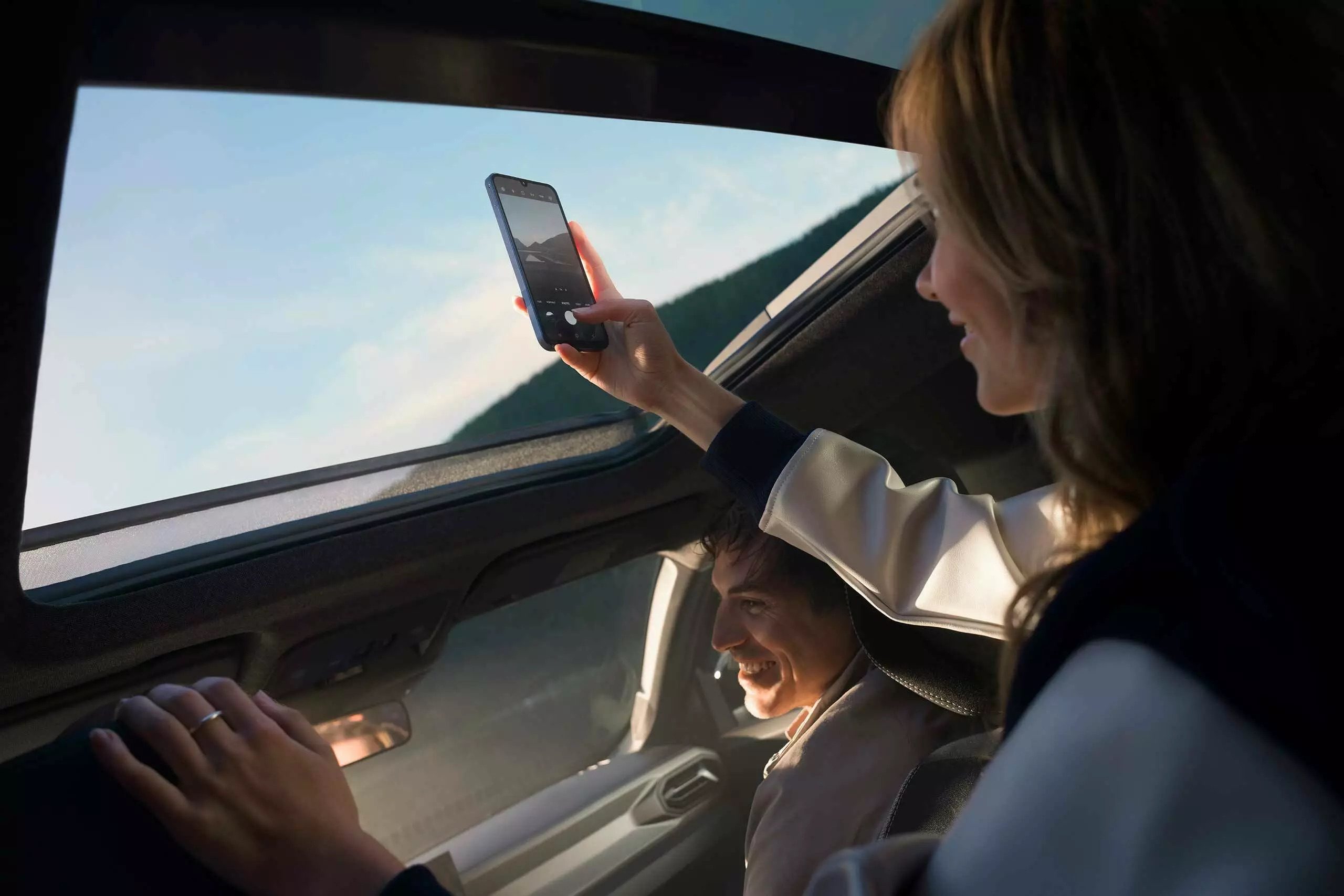 Nieuwe Dacia Bigster glazen panoramadak
