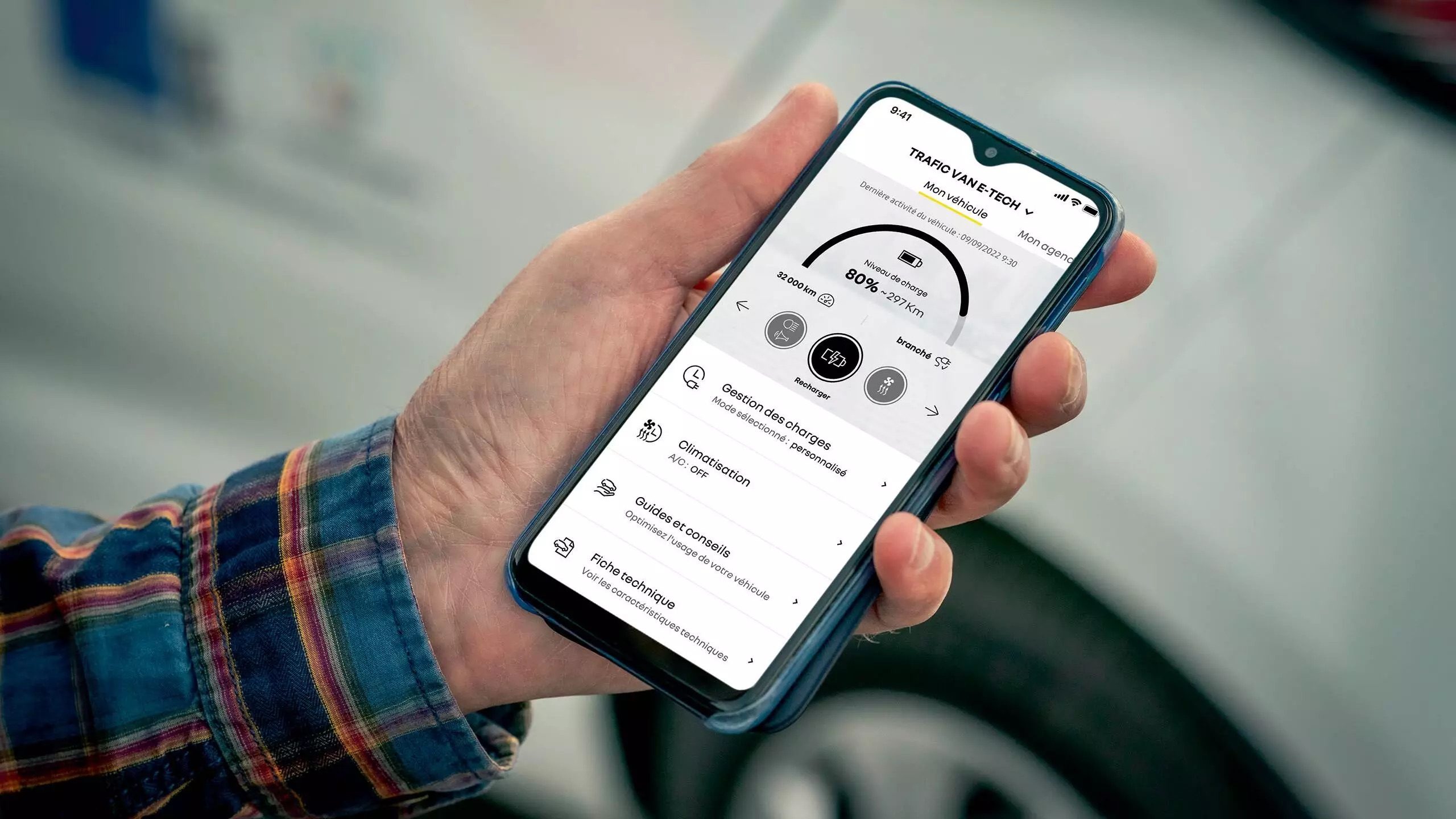 Renault Trafic e-tech MyRenault app